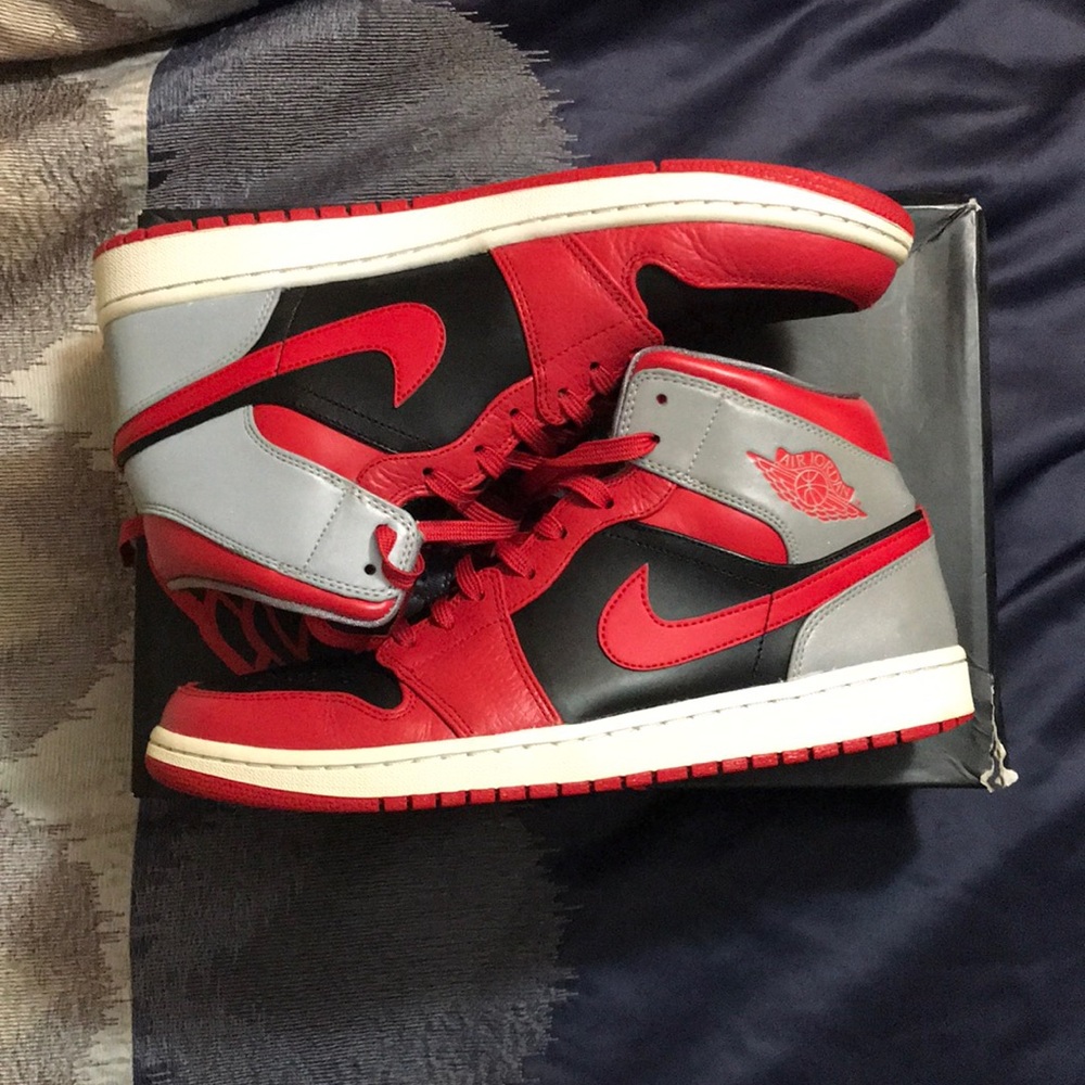 Air Jordan 1